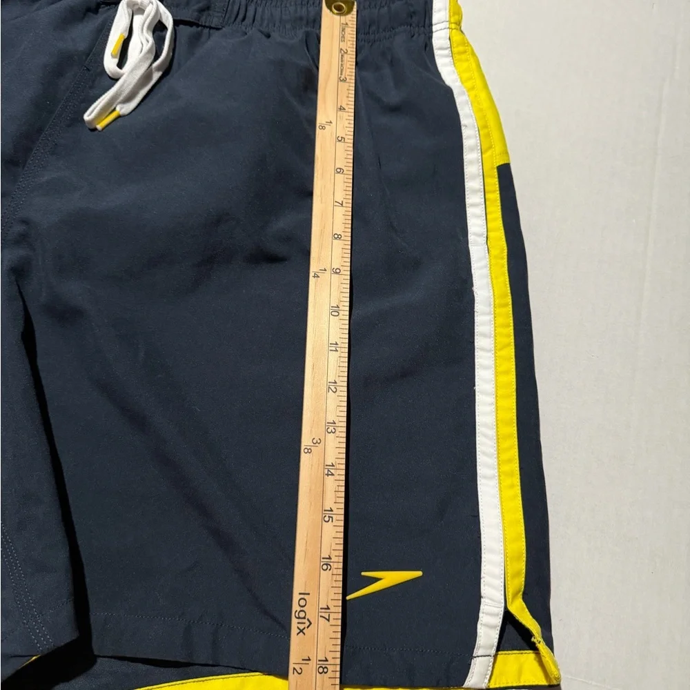 Speedo product pair